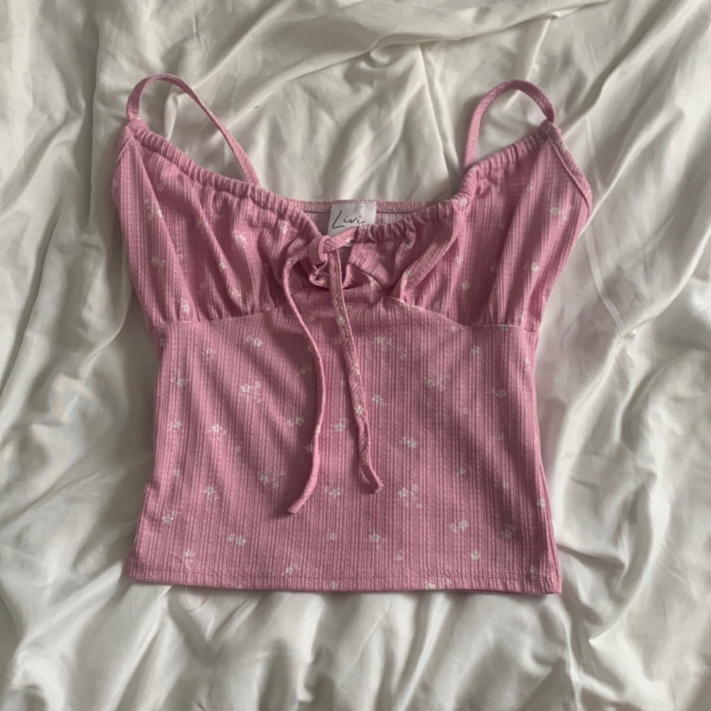 Cute crop top